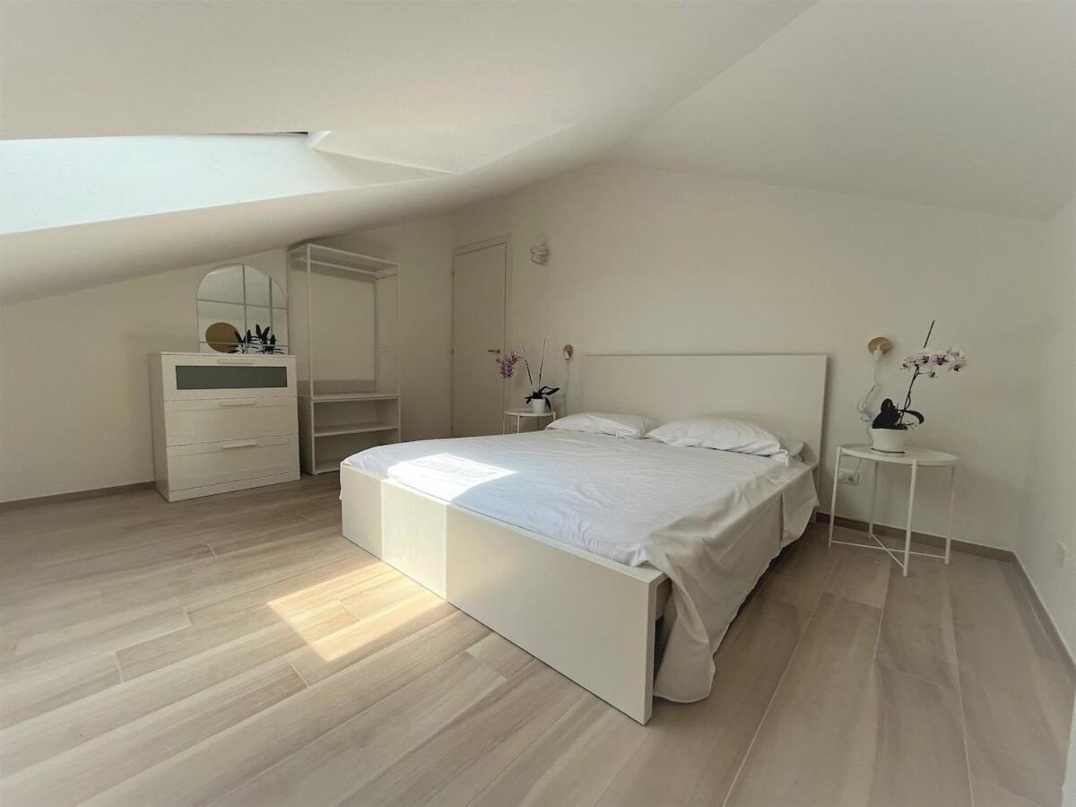 Attico Calla Peschiera del Garda Ngoại thất bức ảnh